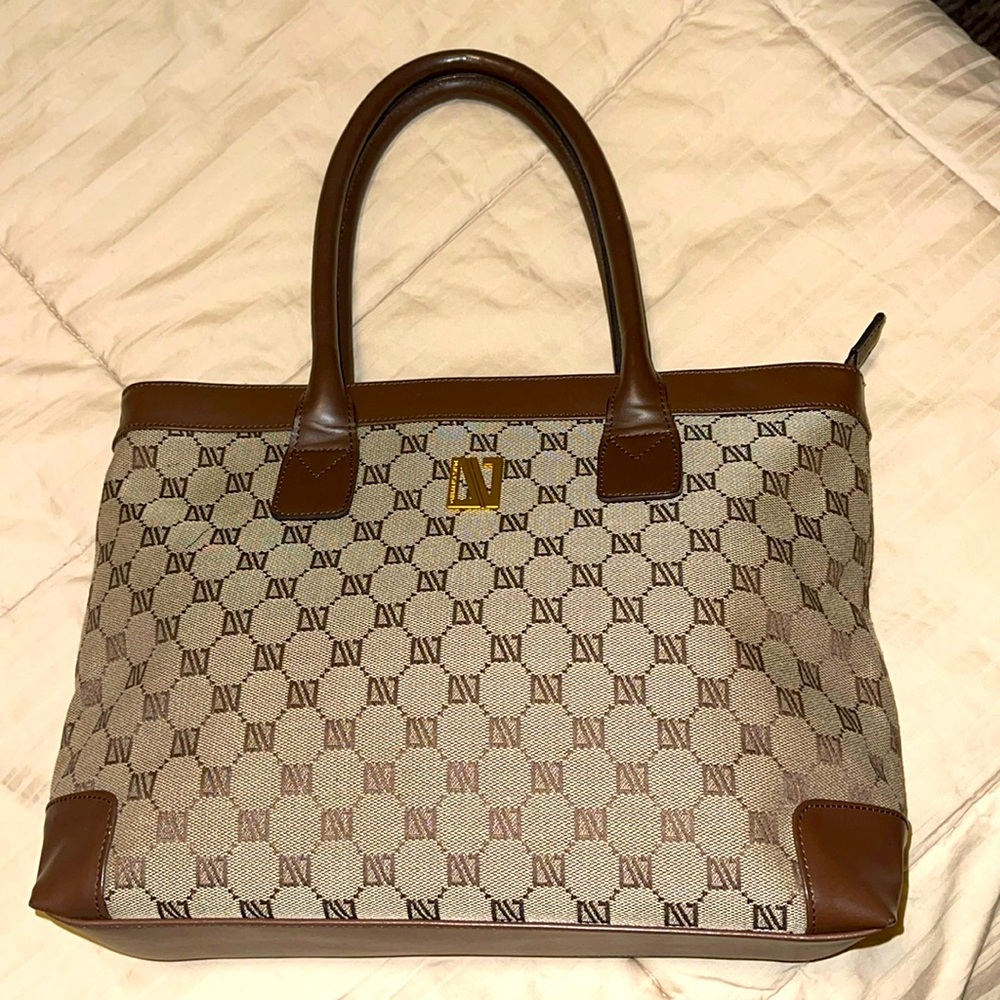$325 MSRP DIANA VALENTINO PARIS - EXCELLENT CONDITION BROWN & CHOCOLATE